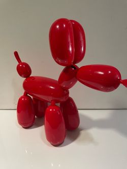 Red Balloon dog