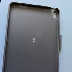 Logic Tech iPad Keyboard 10.9 Inch 