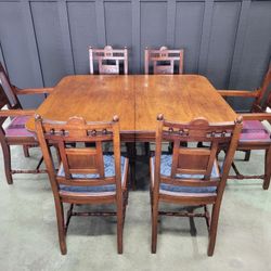 Antique Victorian  Set of Six Carved Walnut Dining Chairs And Table