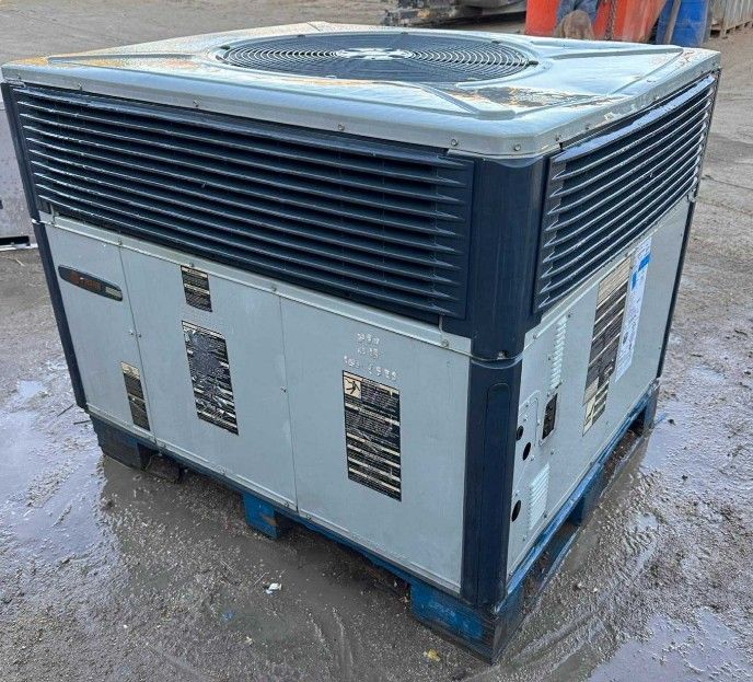 Trane 2 ton AC unit gas heat