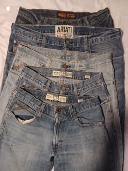 ARIAT Men’s Jeans Bulk Bundle Deal Lot 5 Jeans Denim Different Sizes  LOT