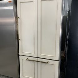 GE 34” Built In Refrigerator Used Bottom Freezer Panel Ready