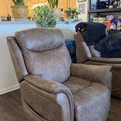 Recylner Couch 