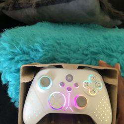 Brand New Dinosoo RBG Pc - XSX Controller