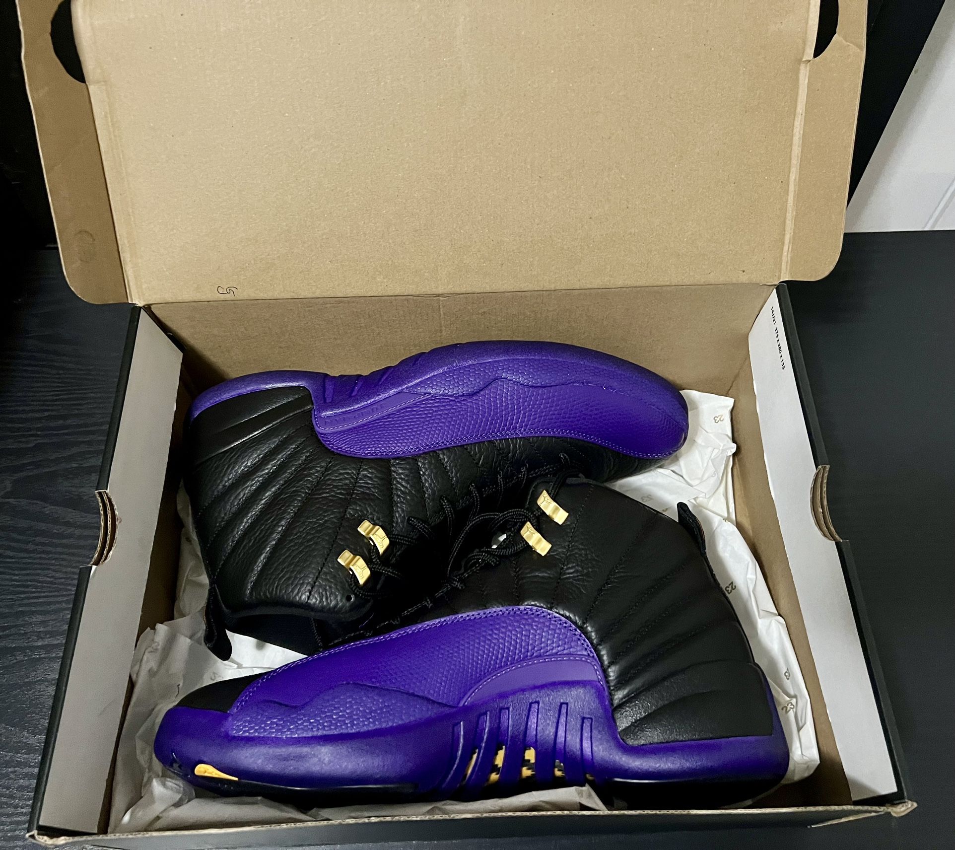 Jordans 12