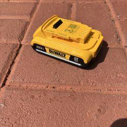 Brand new Orginal Dewalt Xr 2ah 20v Lithium Ion