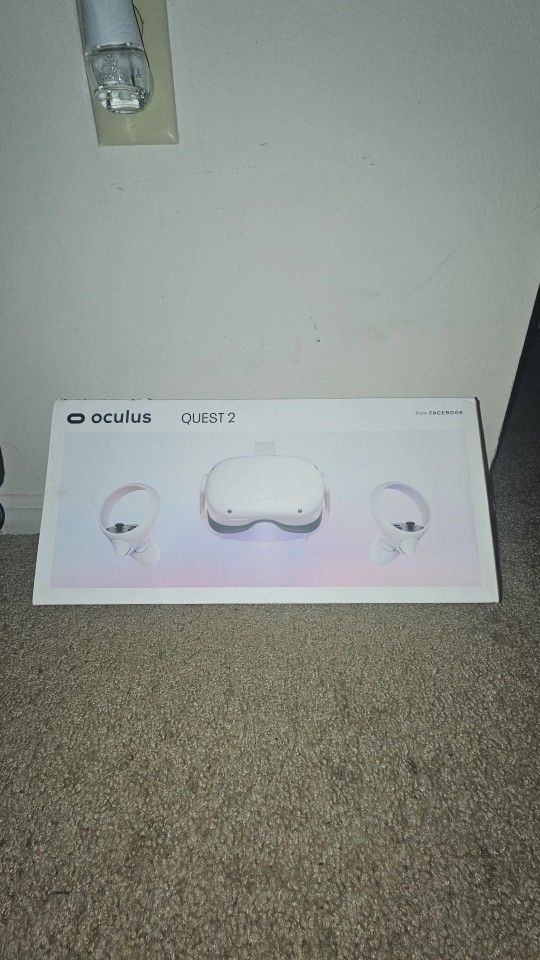 Oculus Quest 2 128 GB (With Accessories)
