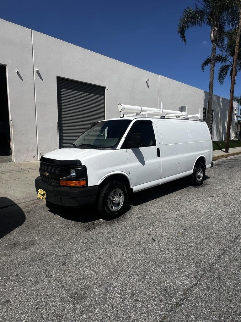 2014 Chevy Express 2500