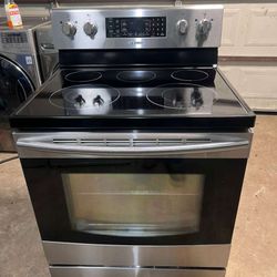 Electric Stove—- Free Delivery And Install 