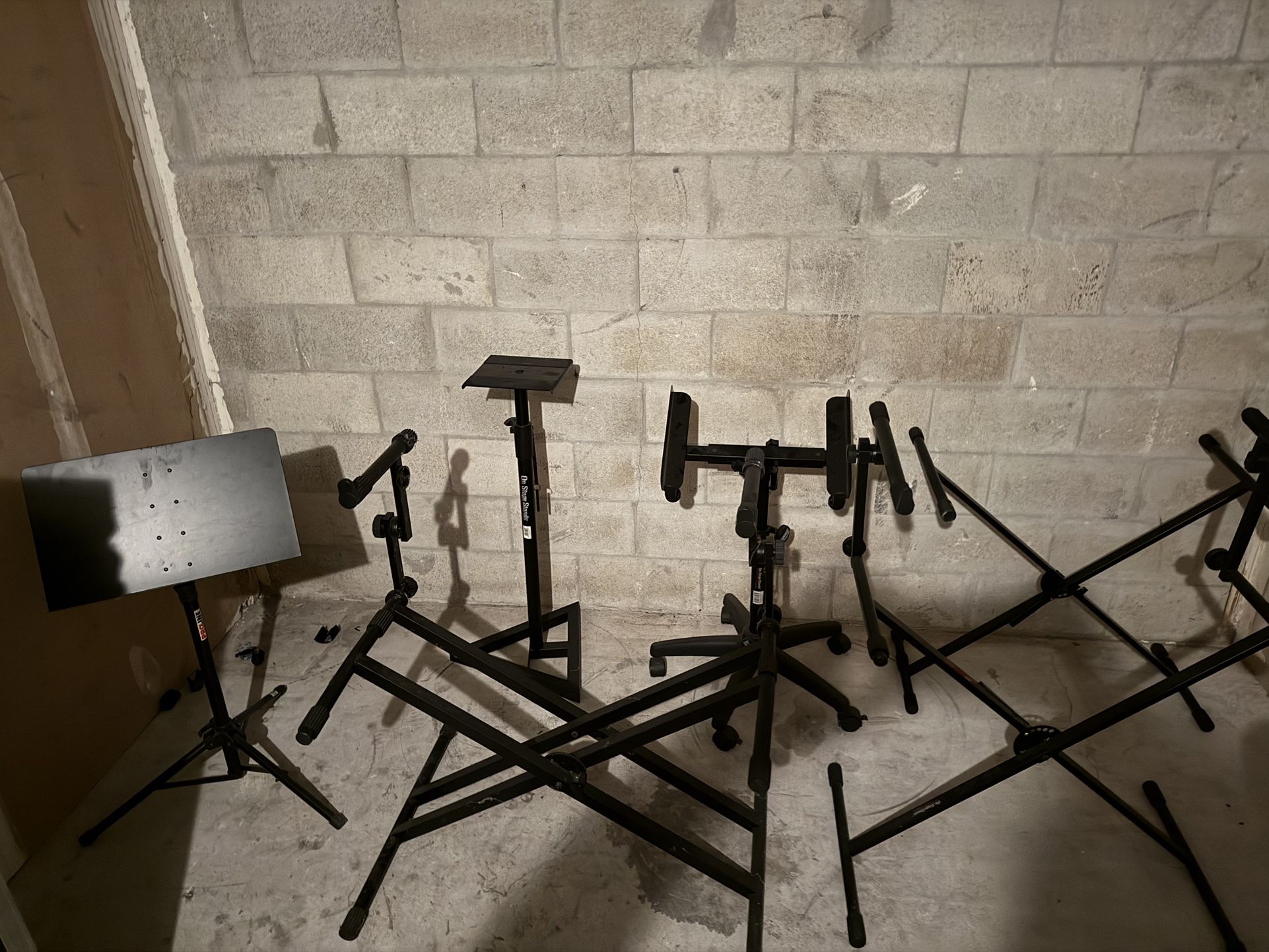 Professional Music Keyboard Stands Sheet Music Speaker Piano Mixer Stands