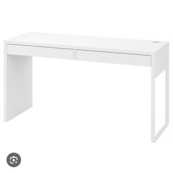 FREE IKEA MICKE DESK WHITE 