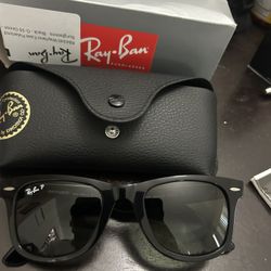 Ray Ban Wayfarer Ease Polarized 