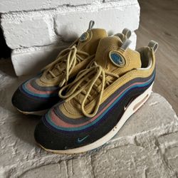 Nike Air max Wotherspoons Size 9