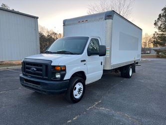 2014 Ford E-350 Cutaway