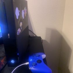 Xbox One ( 364.0 GB )