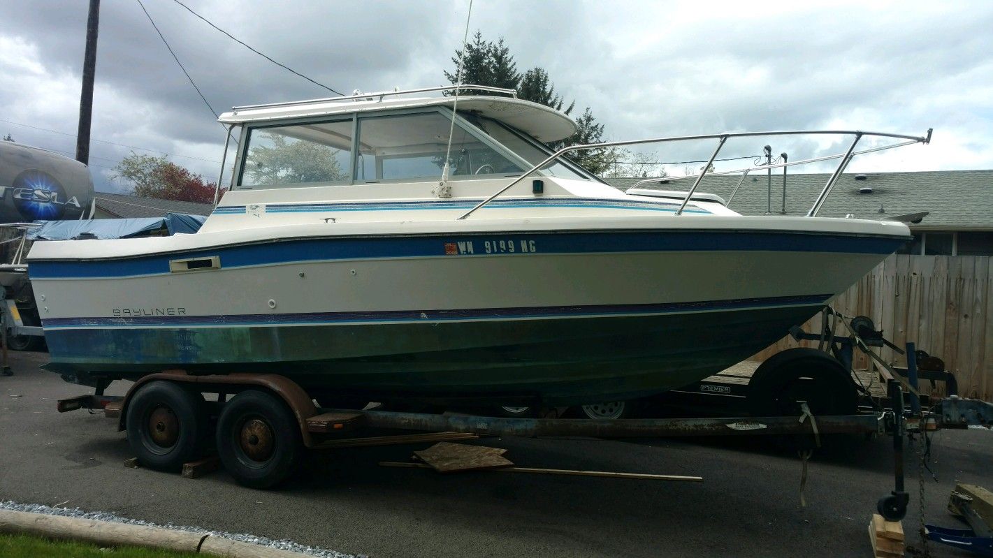 Alaskan bulkhead bayliner trophy 21ft