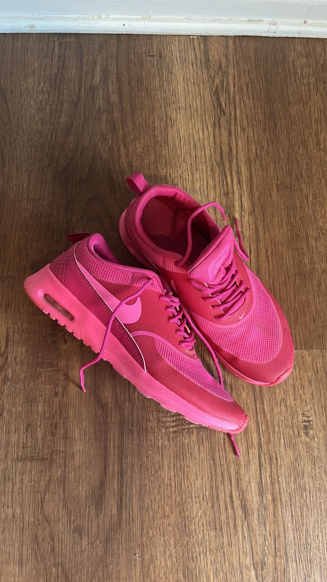 Size 8.5 -Nike Air Max Thea Pink - 599409-604