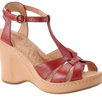 Born Red Leather Women’s Wedge Sandals size 9