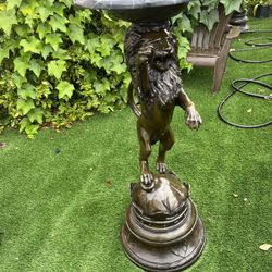 Lion Decoration/statue