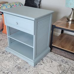 Pier One Accent Table 