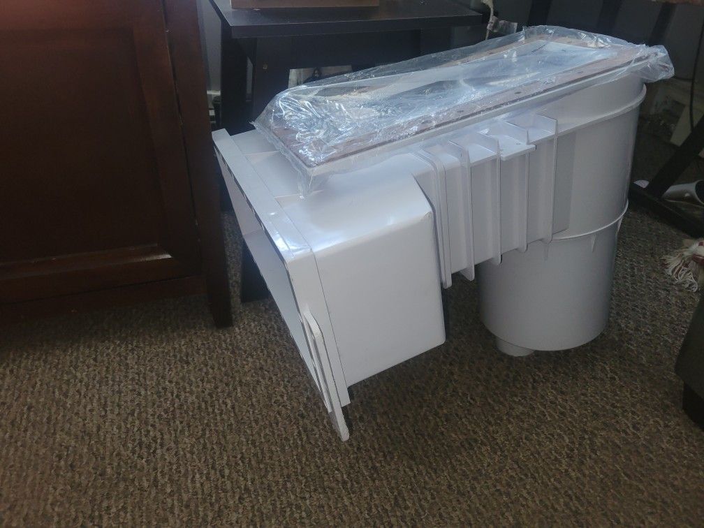 In ground Vinyl Pool Skimmer