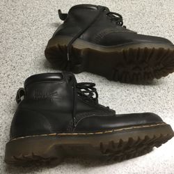 Boots Dr Martens Size 7 