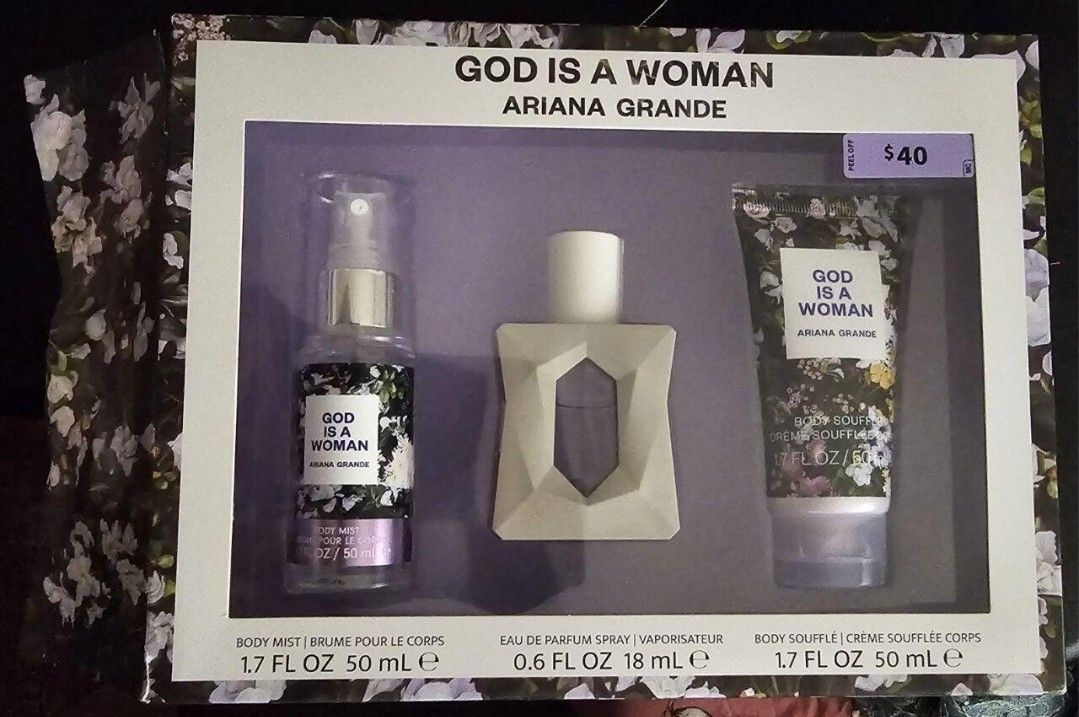 Ariana Grande God Is A Woman Gift Set
