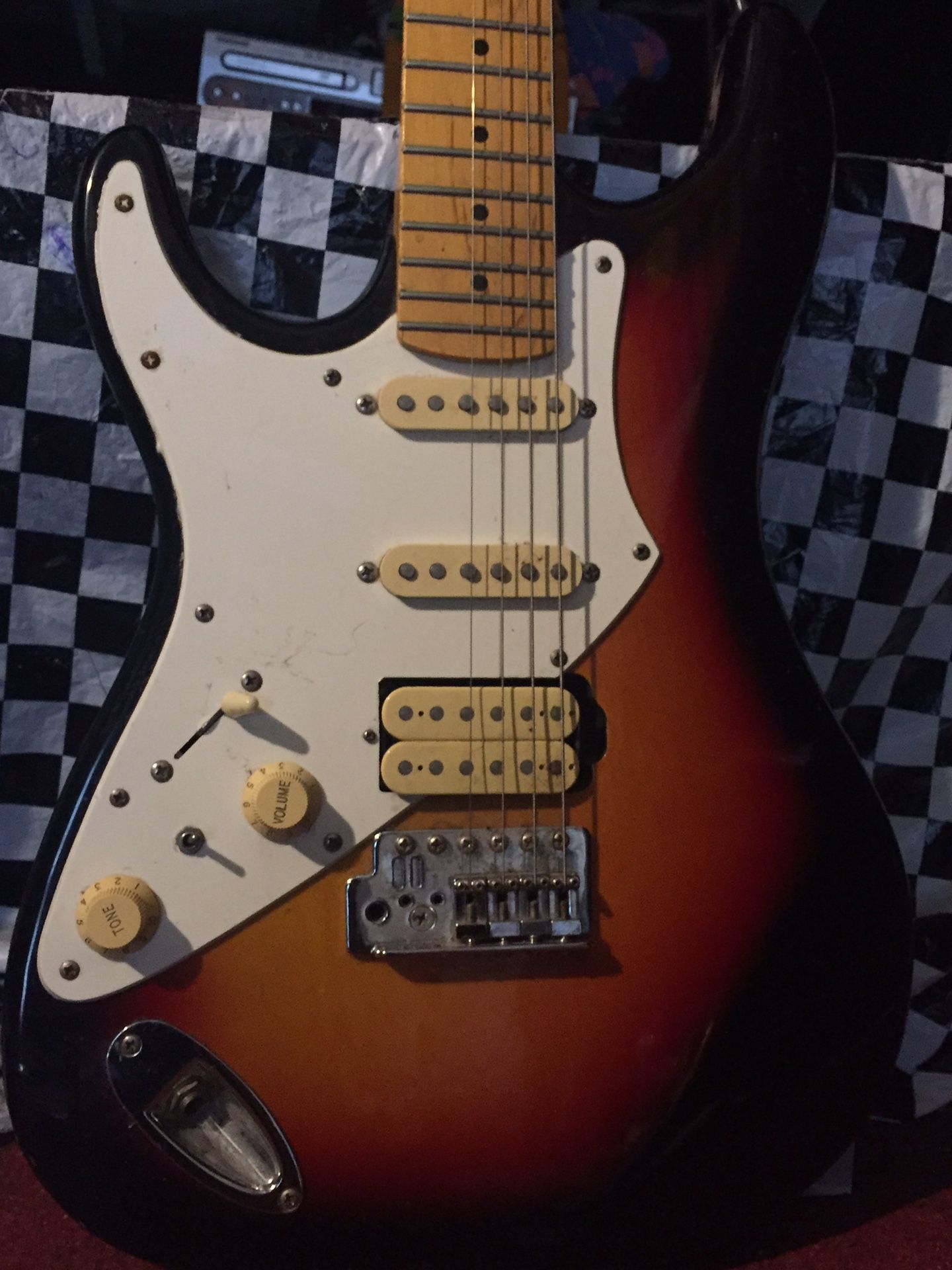 Aria Pro II Fullerton (Strat-Style) Left-Handed Electric Guitar