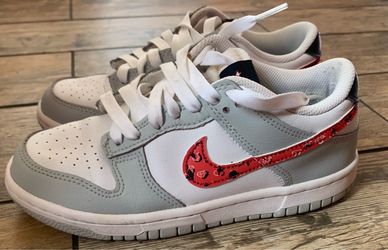 Nike size 4.5Y