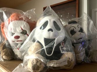 Ghost Face Spirit Halloween 2026 Collector Lot | 23 Items | Teddy Terrors + 10 Sealed Mystery Vinyls