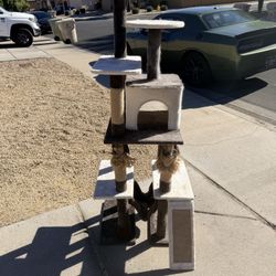 62” Cat Tree Playhouse (LxWxH: 25” x 17” x 62”)