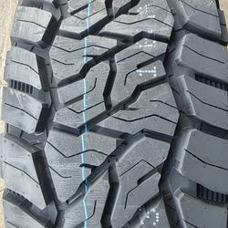 “End-of-Year Tire Deals are HERE 🛞🔥
Don’t roll into the new year on bad tires!
Big savings • Fast service • Local shop”