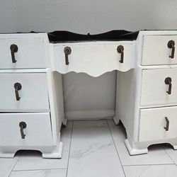 Vintage White Vanity Desk w/ Drawers – Solid Wood, Shabby Chic