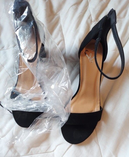 Black Heel New Size 6.5 Women