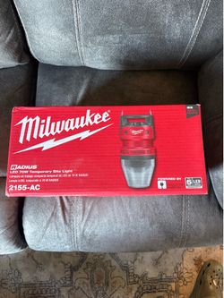 Milwaukee 2155-AC 70W Temporary Site Light