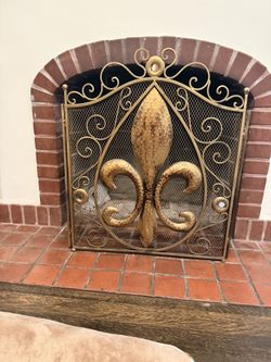 Decorative Gold Fireplace Screen with Fleur-de-Lis Design