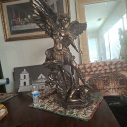 Statue