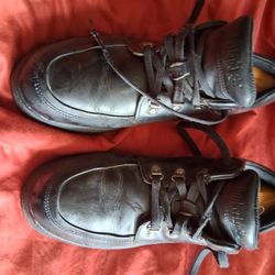 Timberland Leather 11 1/2 W  Great Shoe 