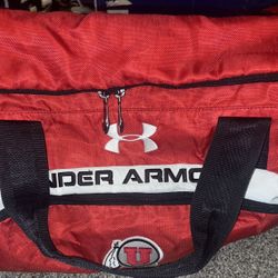 Under Armor Gym Bag. Good Condition 