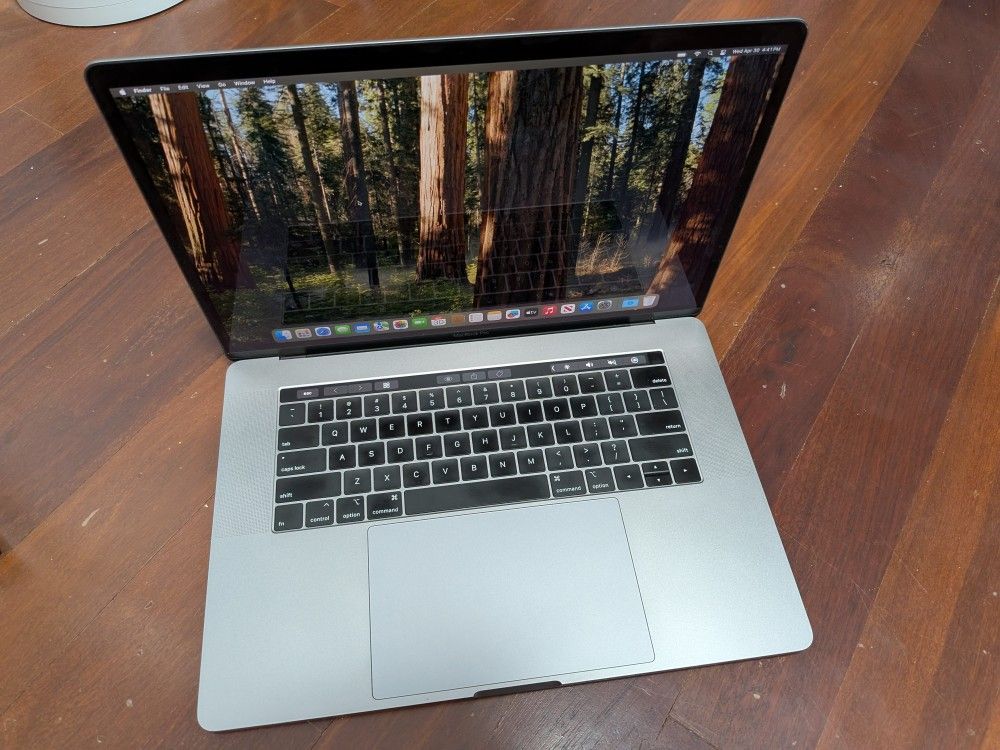 2018 Space Gray 15" MacBook Pro