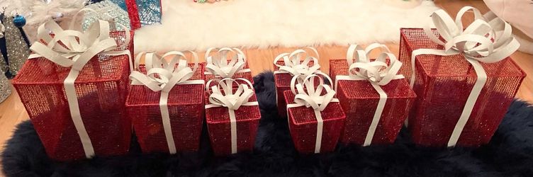2 Sets of Red Metal Presents-$60 for both sets or $30 each set of 4-Price Firm,No Holds