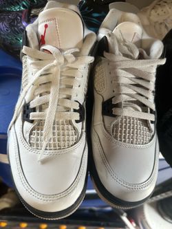 Boys shoes