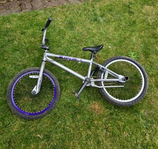 Diamondbacks BMX Bike