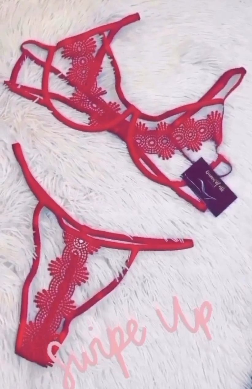 Red Cut out bikini