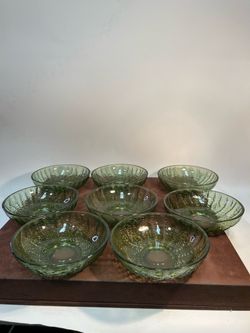Anchor Hocking Soreno Avocado Green Glass Salad /Desert Bowls Set of 8