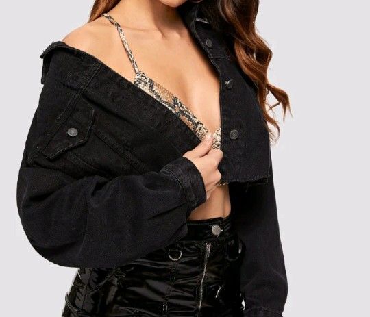 Women's Cropped Denim Jacket size medium