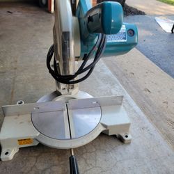 Makita Saw