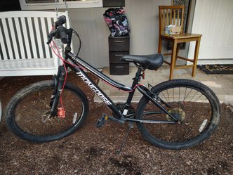 Mongoose excursion mountain bike
