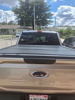 Rough Country Trifold Tonneau Cover.
