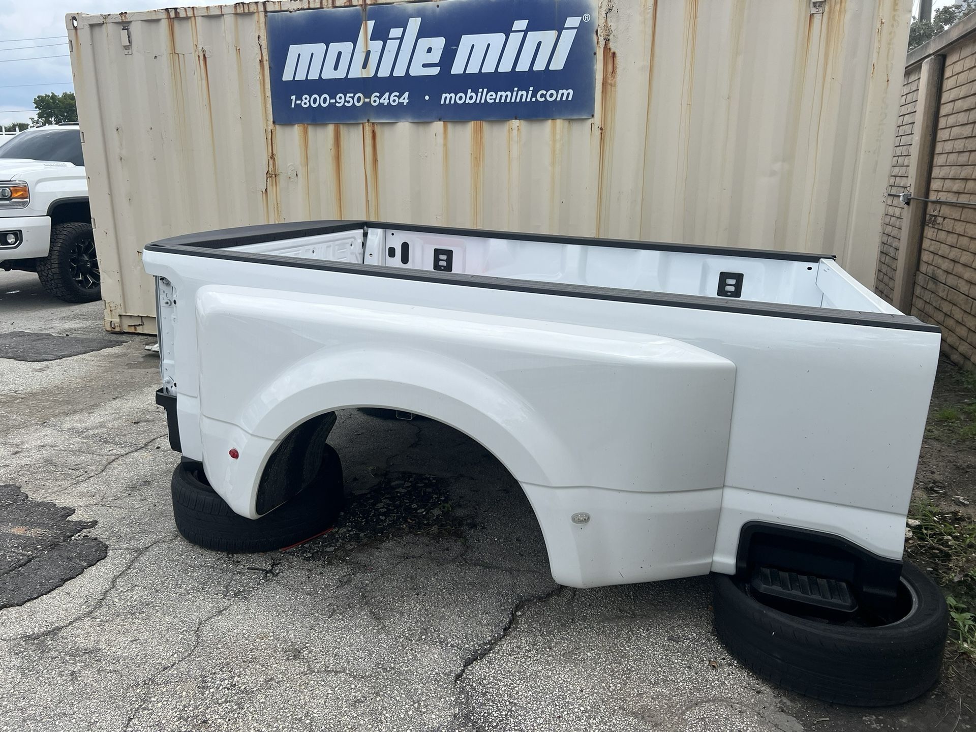 New Take 2023 And Up F250 And F350 Super Duty Dually Beds